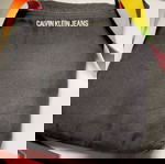  Calvin Klein τσαντάκι