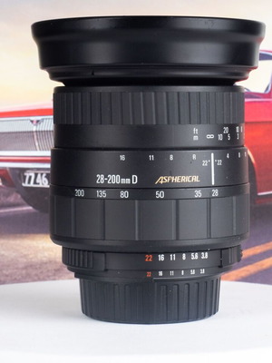 Sigma 28-200mm f/3.8-5.6 D UC Aspherical Nikon F-Mount Lens used