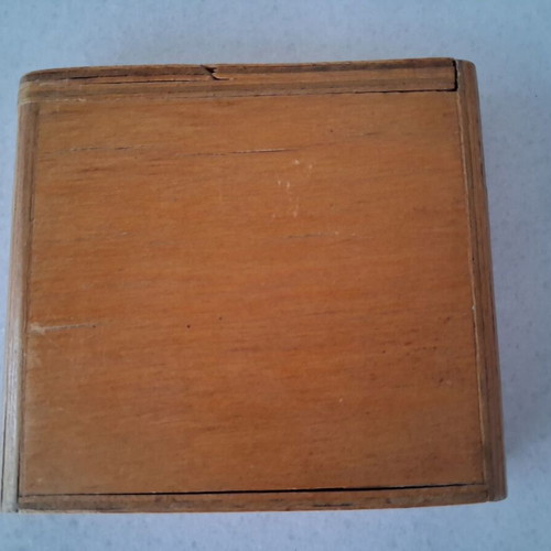 Wooden pocket cigarette case used vintage 1940s