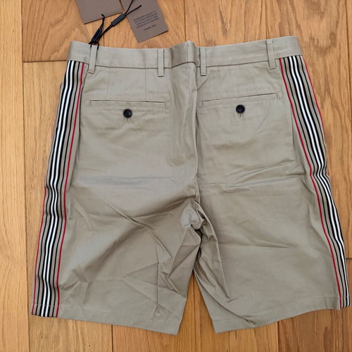 Burberry Icon Stripe shorts, beige, size L