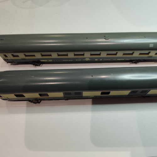 Lima HO train wagons used, set of 2 with details