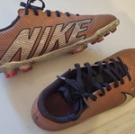 Nike ποδοσφαιρικά παπούτσια μεταχειρισμένα, νούμερο 33