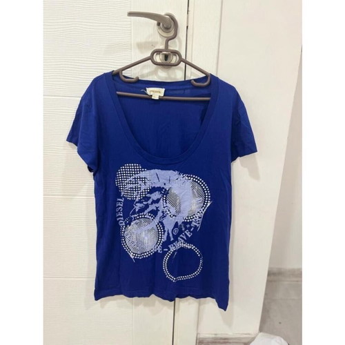 Diesel women's t-shirt size large like new, blue, graphic print