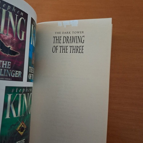 The Drawing of the Three by Stephen King like new, English