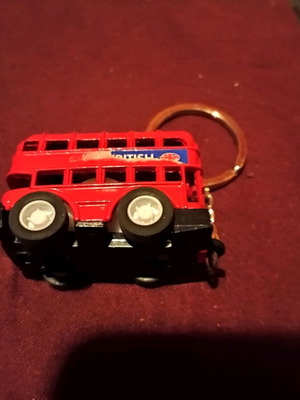 Keychain classic double-decker bus new, red from London