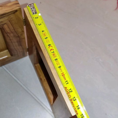 Double olive wood frame like new for 2 photos