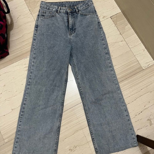Shein wide blue faded women's jeans like new, size XS