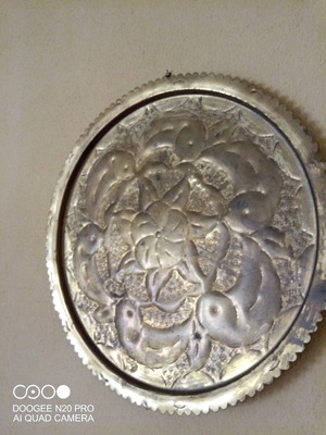 Decorative brass plate like new, 40cm diameter