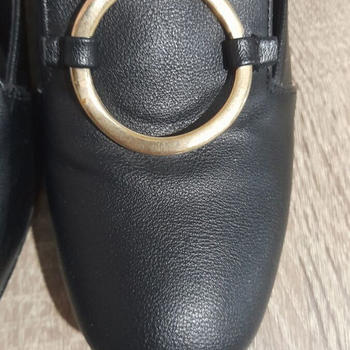 Bozikis pumps size 38 like new, black