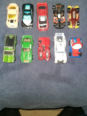 Hot Wheels used, old from 2009 to 2016