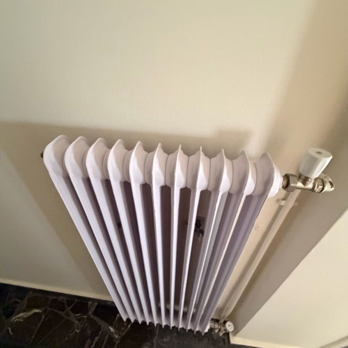 Heating radiators like new, 8 units plus 2 extra, 276 sections total