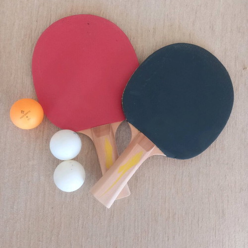 Ping pong rackets used with 3 balls gift