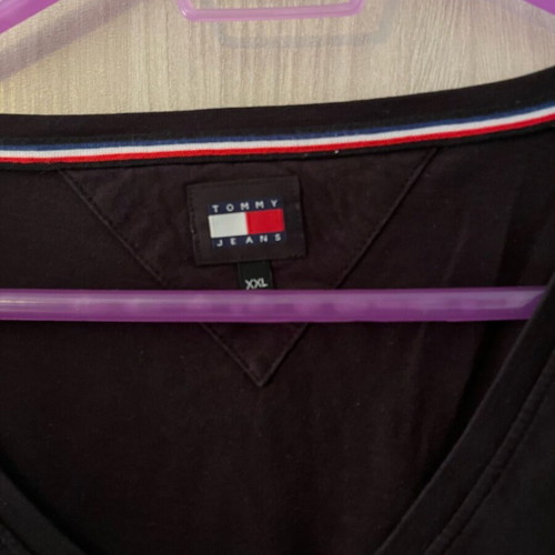 Tommy Hilfiger women's black blouse in excellent condition, XXL