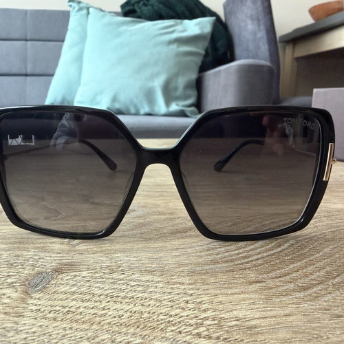 Tom Ford sunglasses new, black