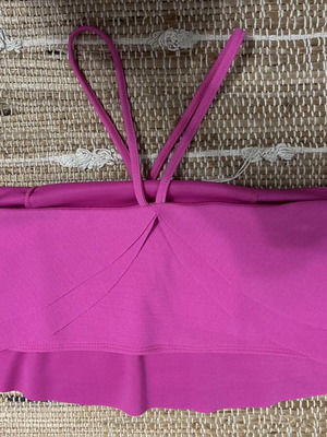 Bandeau Crop Top fuchsia with thin straps like new, size M