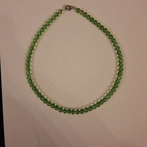 Necklace and bracelet like new, green, lengths 40 cm and 21 cm