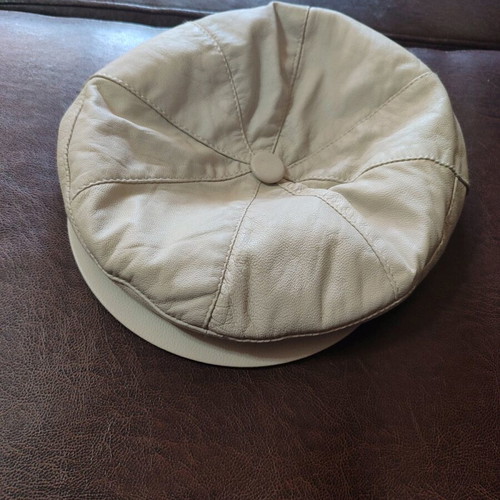 Leather women's beige hat made of genuine leather like new, size XXL