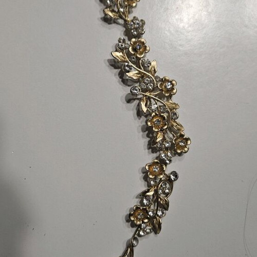 Hair accessory like new, ideal for wedding or baptism