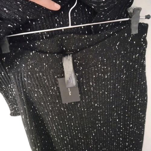 Massimo Dutti knitted set new, sleeveless sweater and skirt