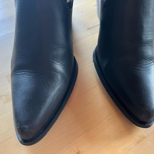 Black leather Vavoulas boots used, size 36