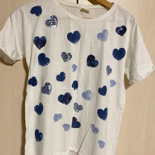 Zara white cotton blouse with blue sequin hearts like new