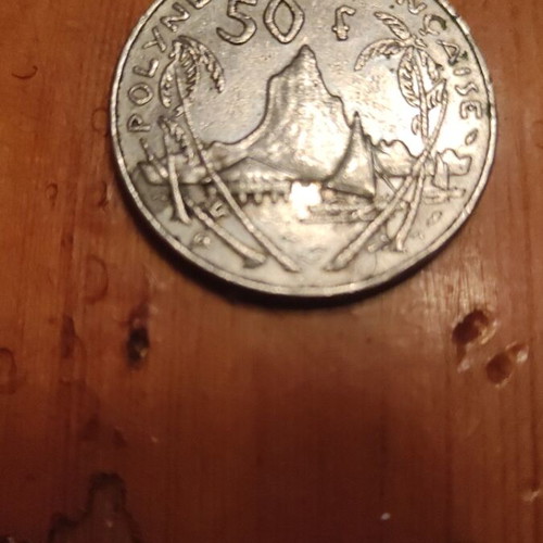 50f French Coin 1985 like new with minor mark