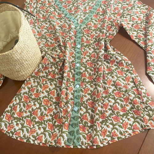 Natural Natura shirt with mint and coral floral pattern, 100% cotton