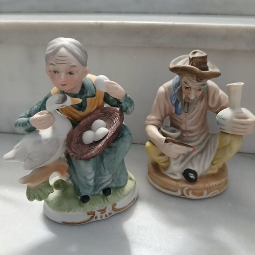 Vintage decorative figurines set of 2, 1960-1970