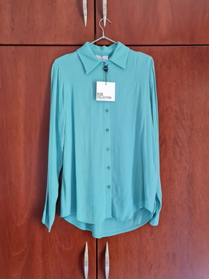 BSB shirt one size new, 100% viscose, green