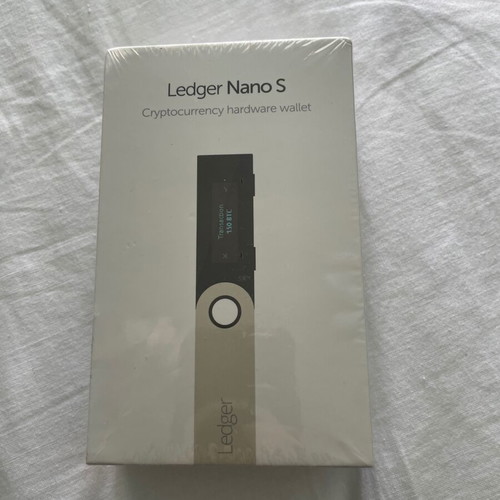 Ledger Nano S new crypto wallet with seal