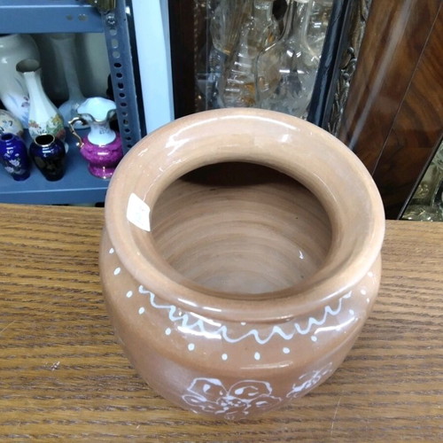 Terracotta outdoor flower pot like new 17x12x12 cm