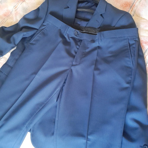 Berto Sezo suit used, blue, size L with tie and pocket square