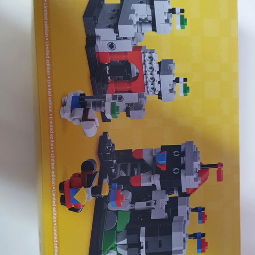 Lego 40775 Mini Knights Castle new sealed damaged box