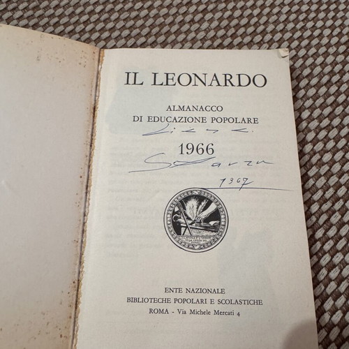 Il Leonardo Almanacco di educazione popolare book 1966, Italian