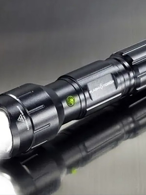 Flash torch нов ръчен фенер с 4100 лумена