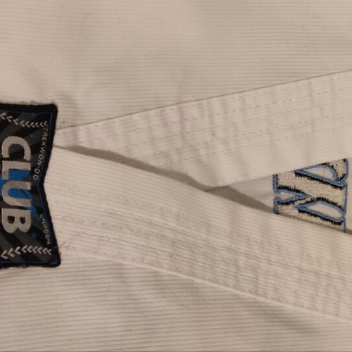 Taekwondo uniform size 130, like new, approx. 8-9 years old