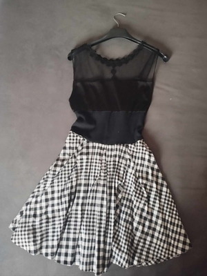 Women's dress white black size S used