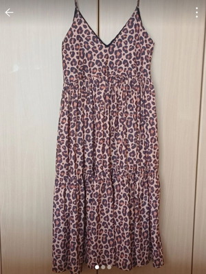 Karavan dress like new, one size, brown