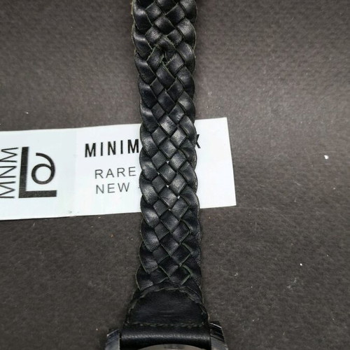 Komono watch used with leather and fabric military strap
