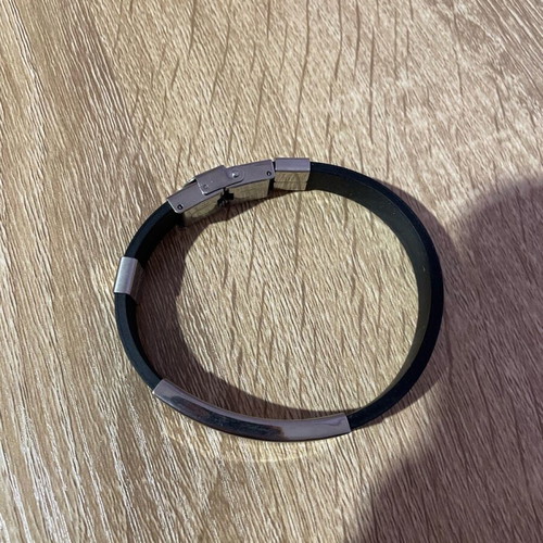 Bracelet new with engraved date 2016-2019, black and silver