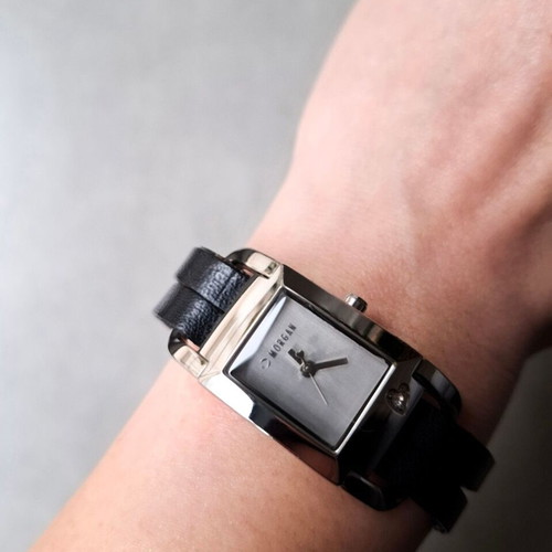 Morgan Women's Watch with 5 Leather Straps in Black/Pink/White/Silver