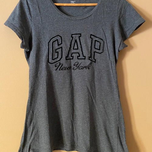 GAP T-Shirt M gray in excellent condition