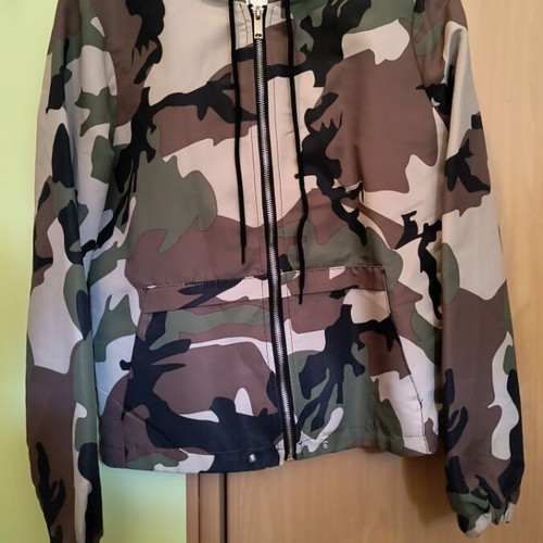 Pink Woman sports jacket like new, camouflage design, size S
