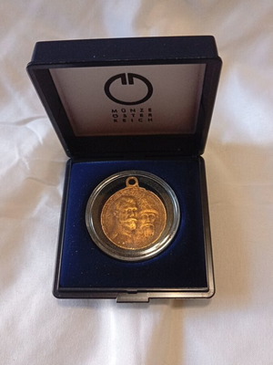 Romanov commemorative medal 300 years dynasty 1613-1913