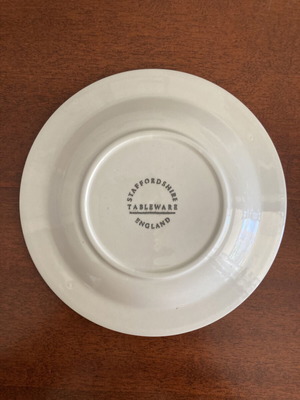 Vintage πιατάκι Staffordshire Tableware με πράσινο περίγραμμα από πορσελάνη