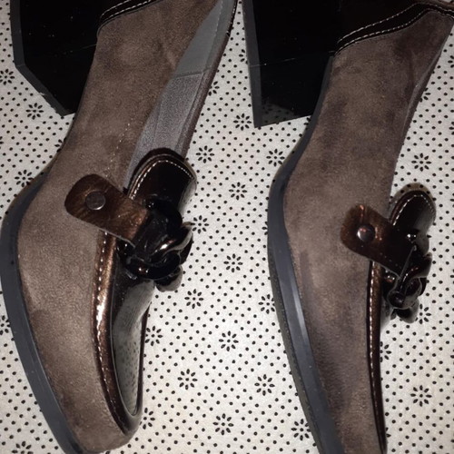 Comfort brown suede and patent loafers like new, size 36