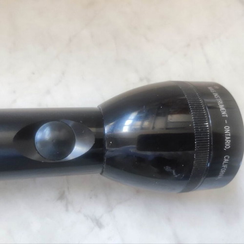 Maglite flashlight 23 cm like new, incandescent bulb, 2 C batteries