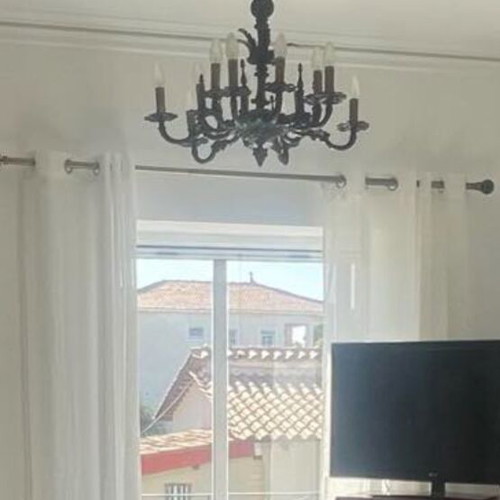 Chandelier 12 candles used, solid brass, vintage, fully functional