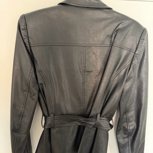 Chicard leather fitted jacket black like new, size 36