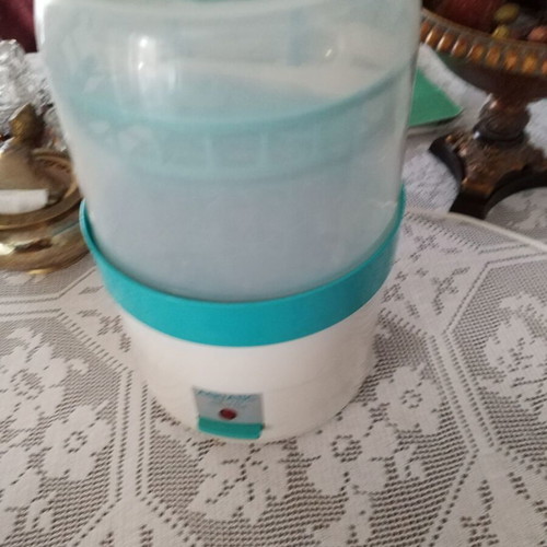 Aquatic sterilizer for 6-8 bottles used